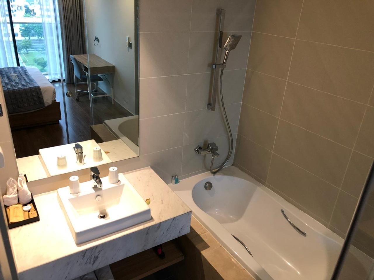 Moon Hotel And Apartment דה נאנג מראה חיצוני תמונה